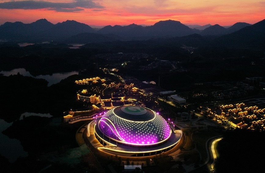 浙江淳安：亚运场馆宛若“夜明珠